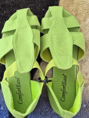 Women's Bright Lime Green Strappy Sandals